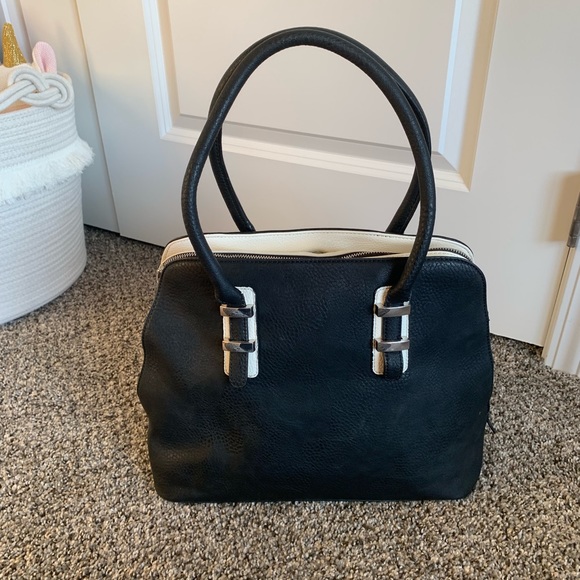 Black & cream purse